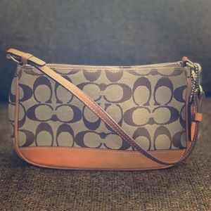 Small Tan Coach Shoulder bag
